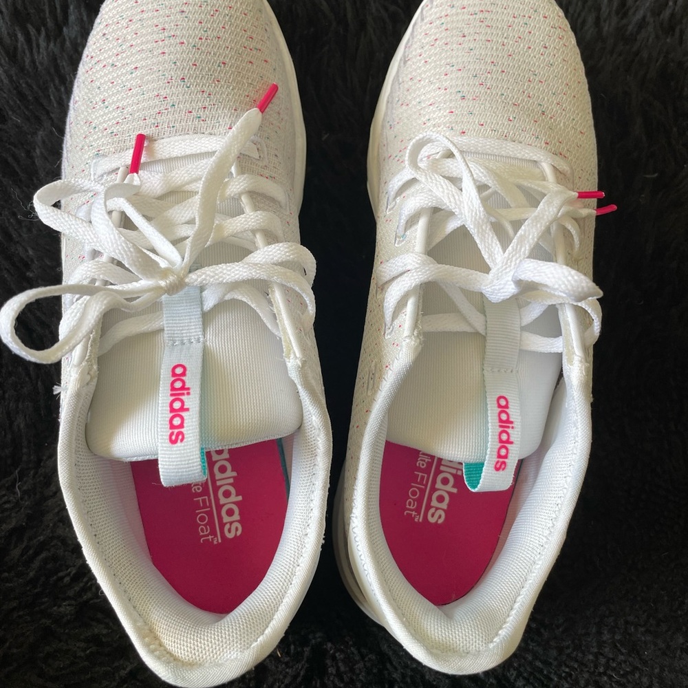 Adidas Women Questar X BYD White /shockpink Shoes 7.5 good preowned condition
